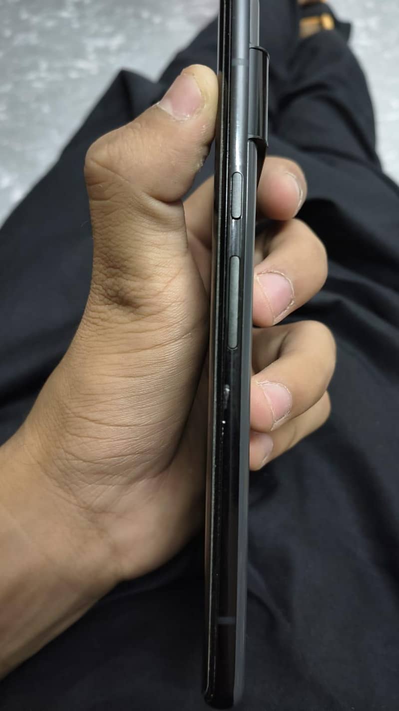 Google Pixel 6 Pro 2