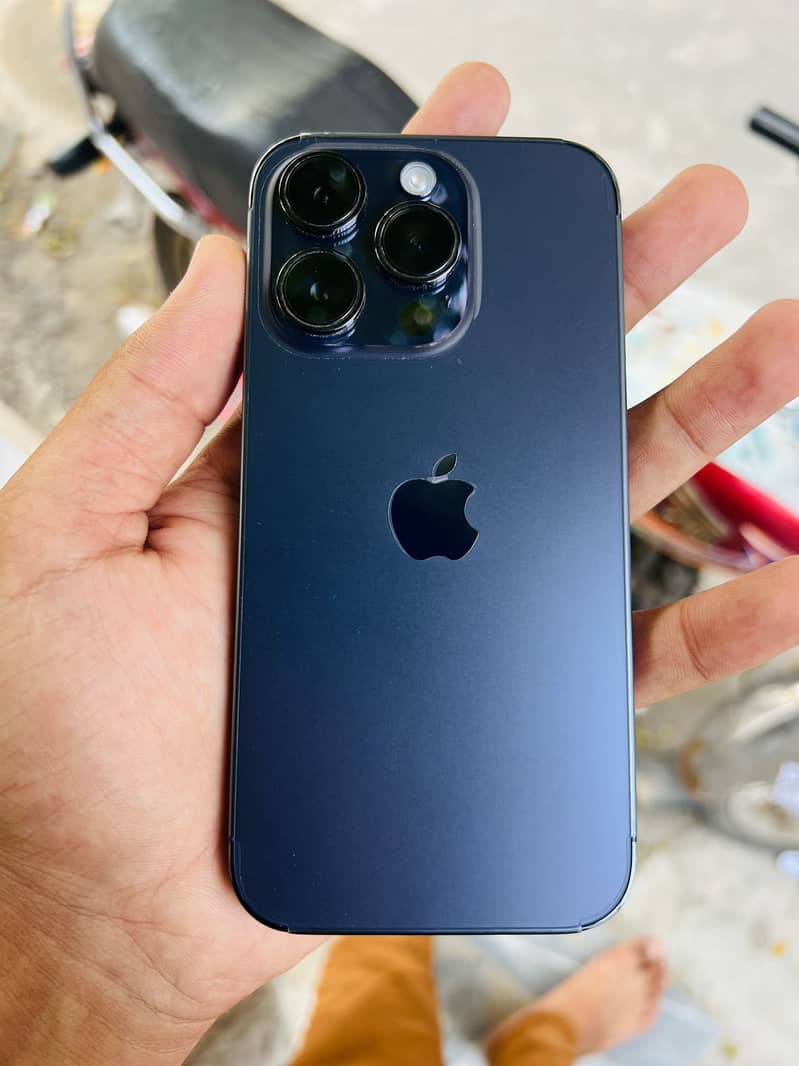 Apple iPhone 14 Pro 0