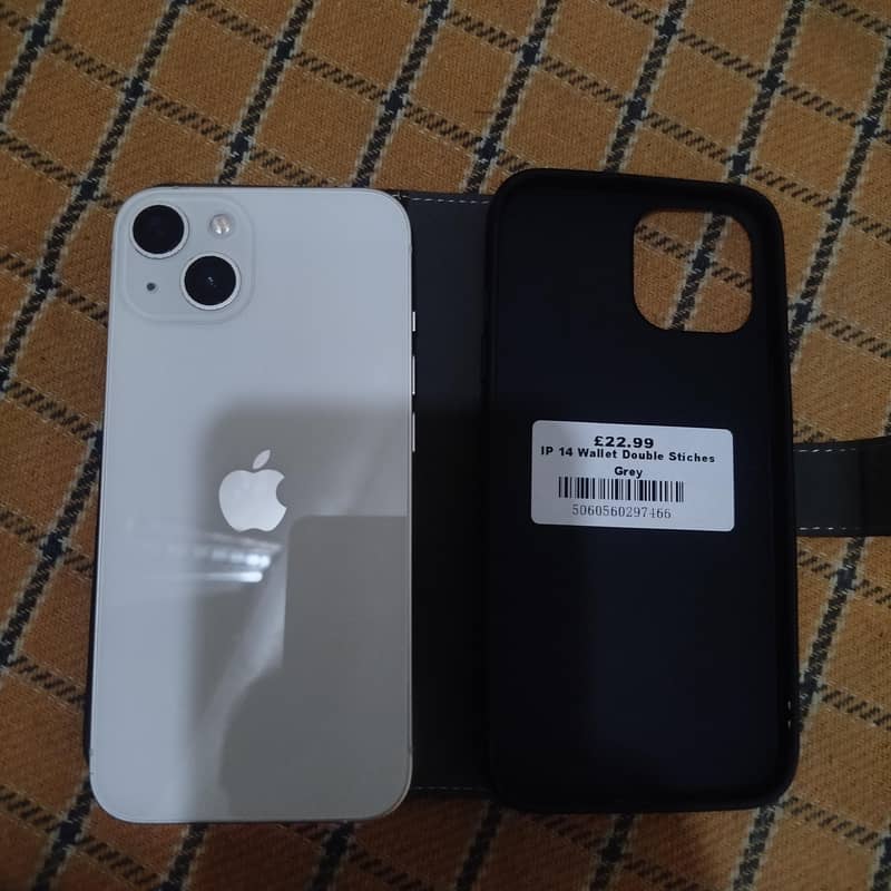 Apple iPhone 13 0