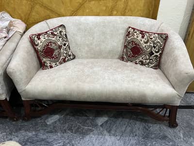 4 seater beautiful bedroom sofa . . double seat.  And 2 single seats