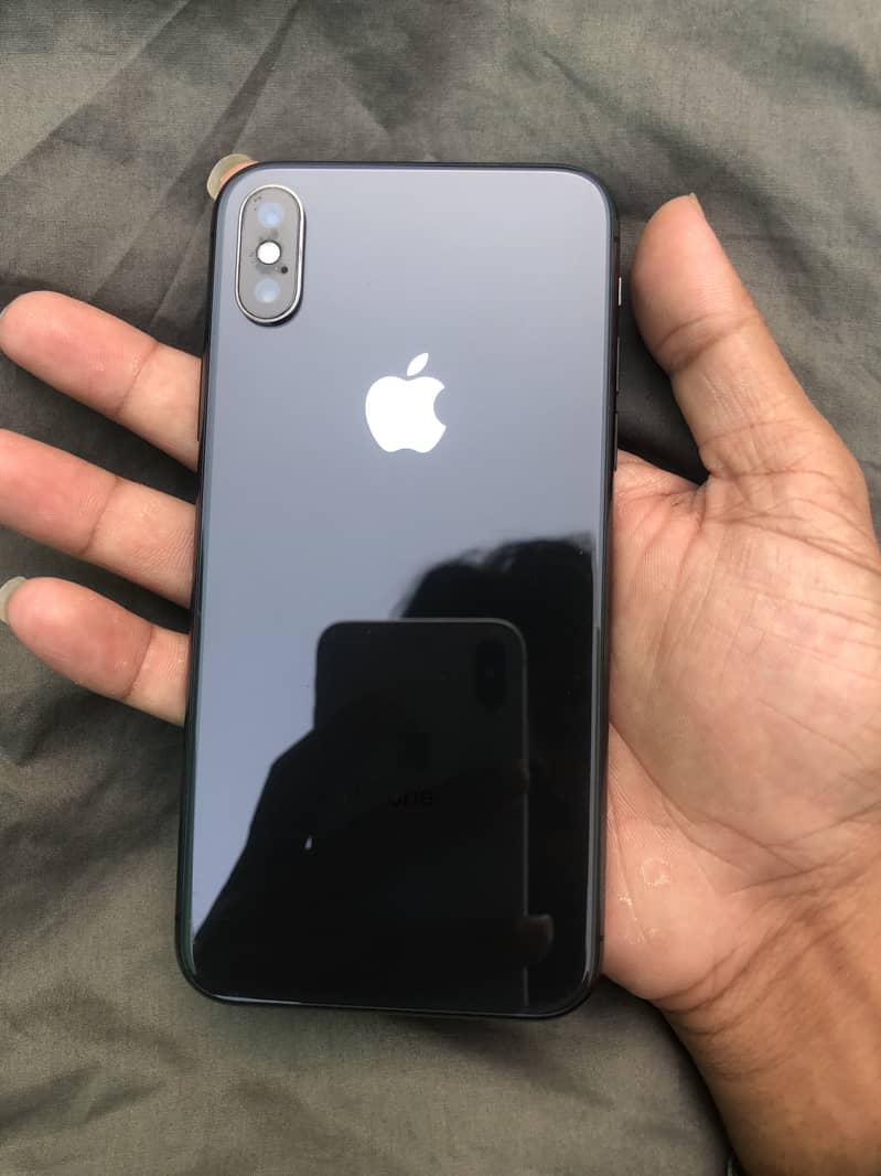 Apple iPhone X 0