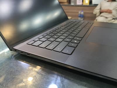  Dell Precision 5560 | Core i7 11th Gen | RTX A2000 4GB | Laptop
