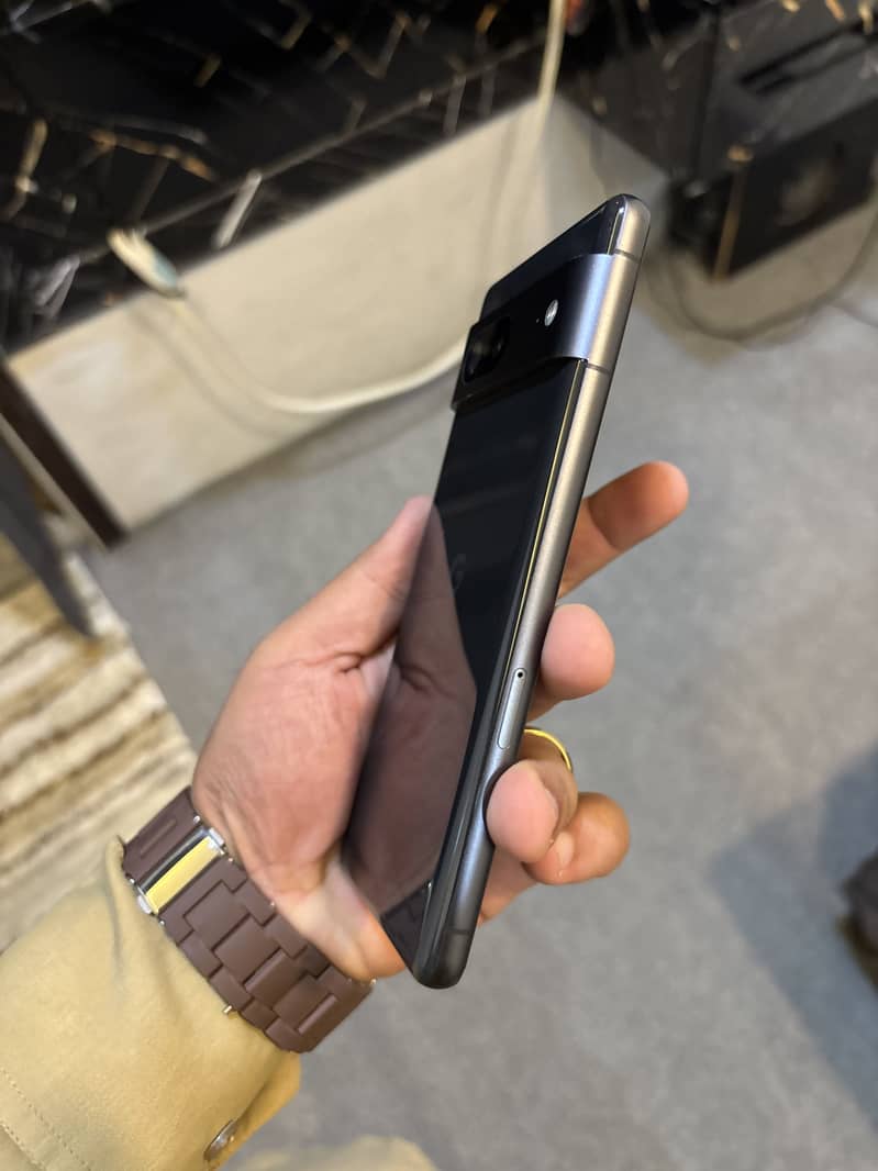 Google Pixel 7 3