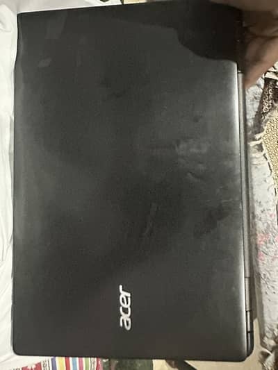 Aspire E15 AMD A10 8 GB RAM AND 1000GB HARD DISK