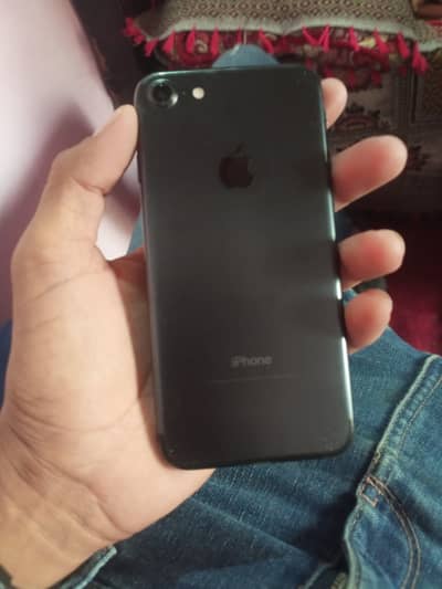 Apple iPhone 7