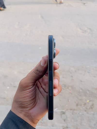 Apple iPhone 15 Pro