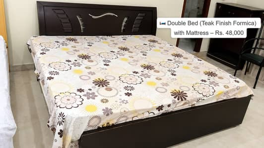 Double beds / wardrobes / cupboard / dressing table / bedset