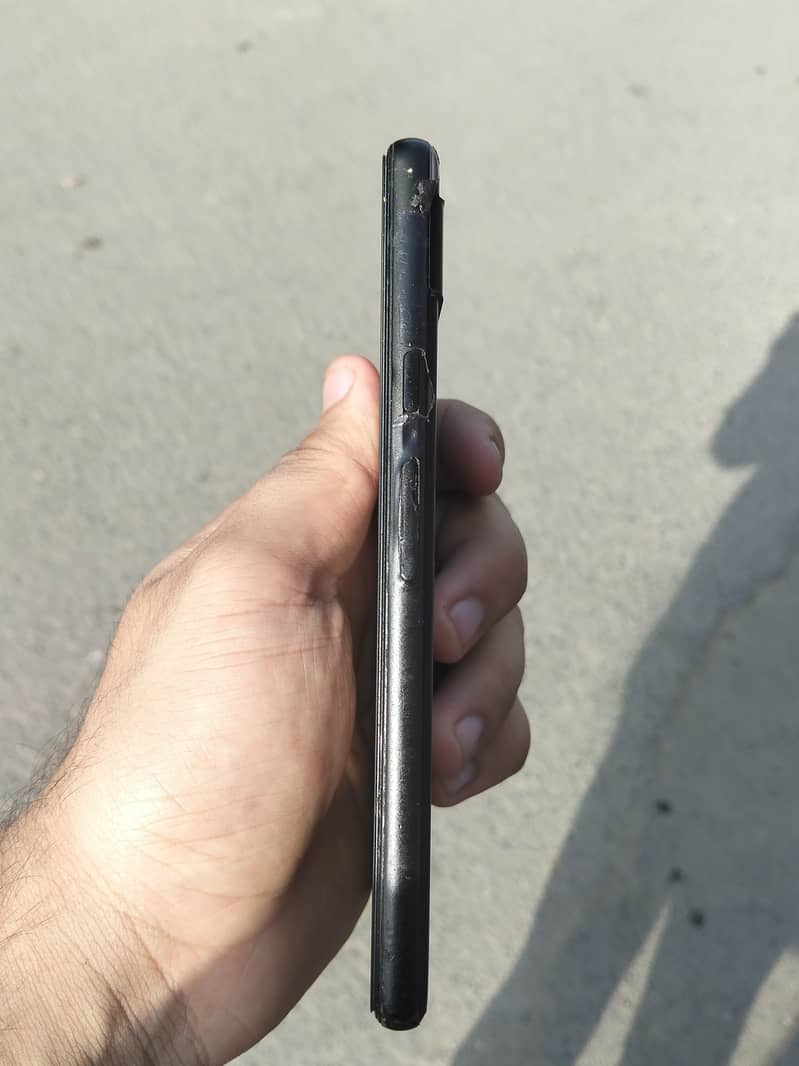 Google Pixel 6a 4