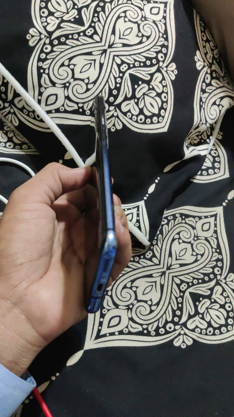 One Plus 7 Pro 1