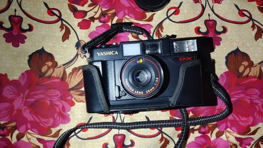Yashica MF-2 super