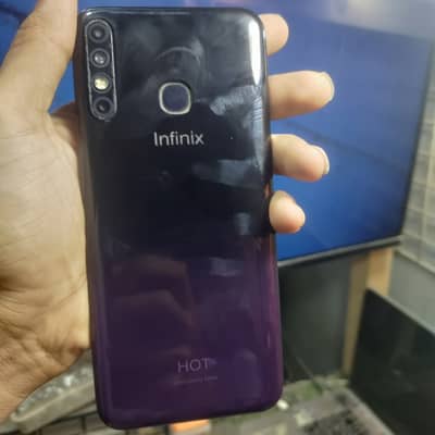 Infinix Hot 8