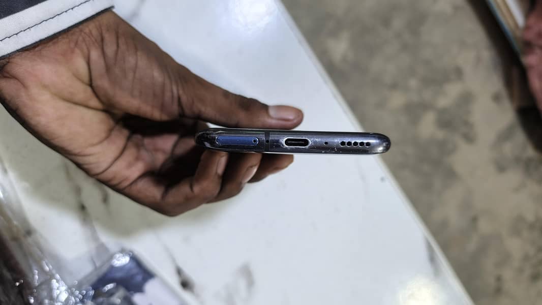 One Plus 7 Pro official pta approved 2