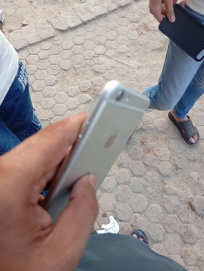 iPhone 2