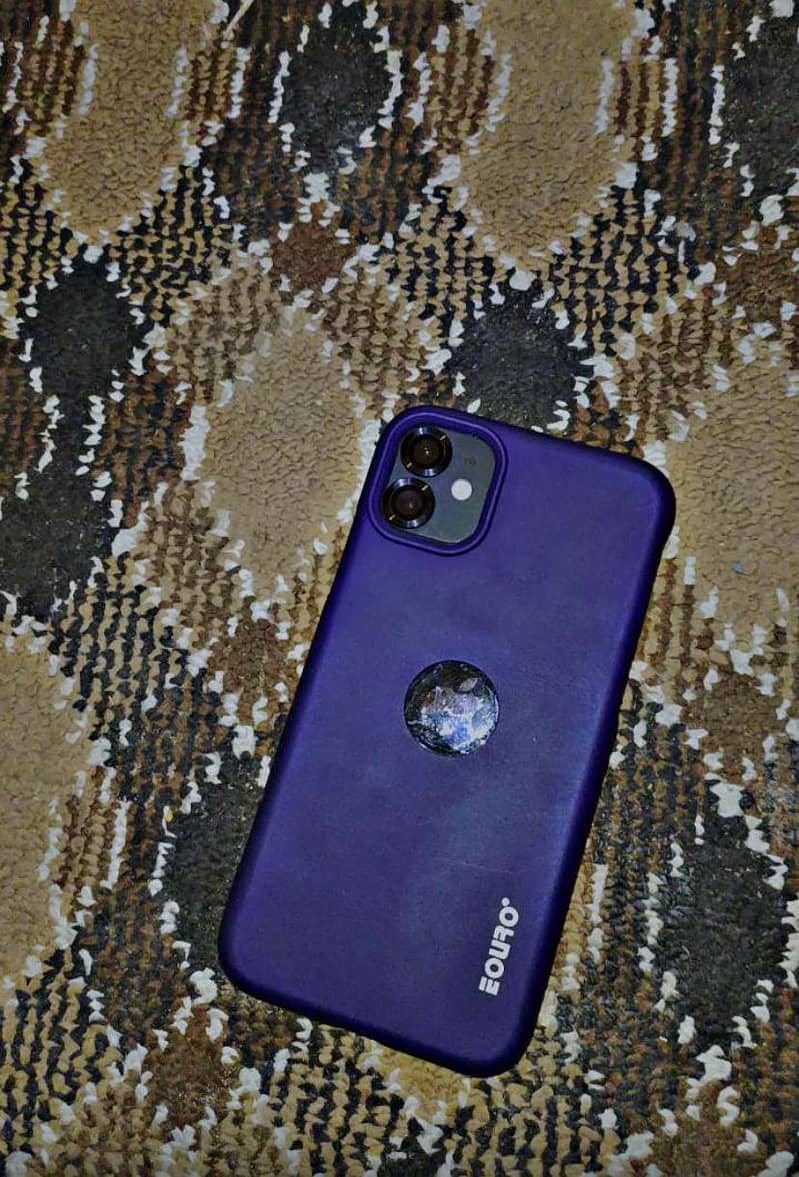 Apple iPhone 11 0