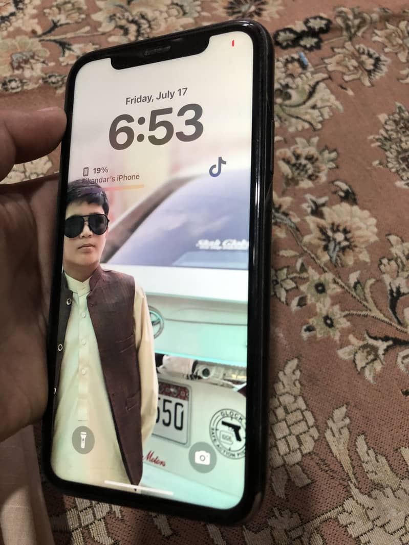 Apple iPhone 11 3