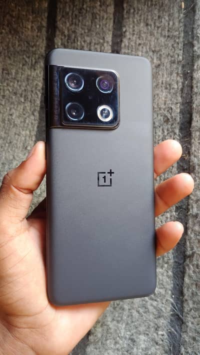 One Plus 10 Pro 5G