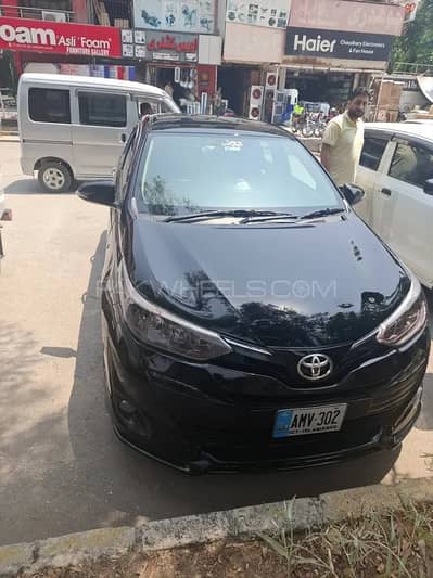 Toyota Yaris ATIV X CVT 1.5 2022  [ URGENT SALE ]