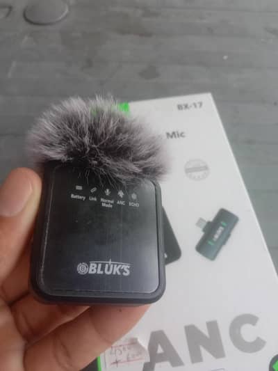 BLUK'S BX-17 Wireless Mic Type-C | ANC Noise Reduction | Like New
