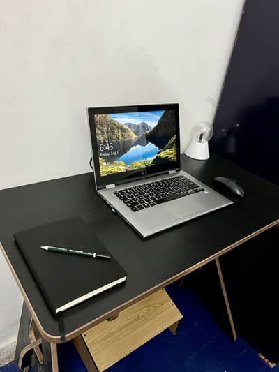 Laptop Table for Remote Work - Cozy and Minimal wooden