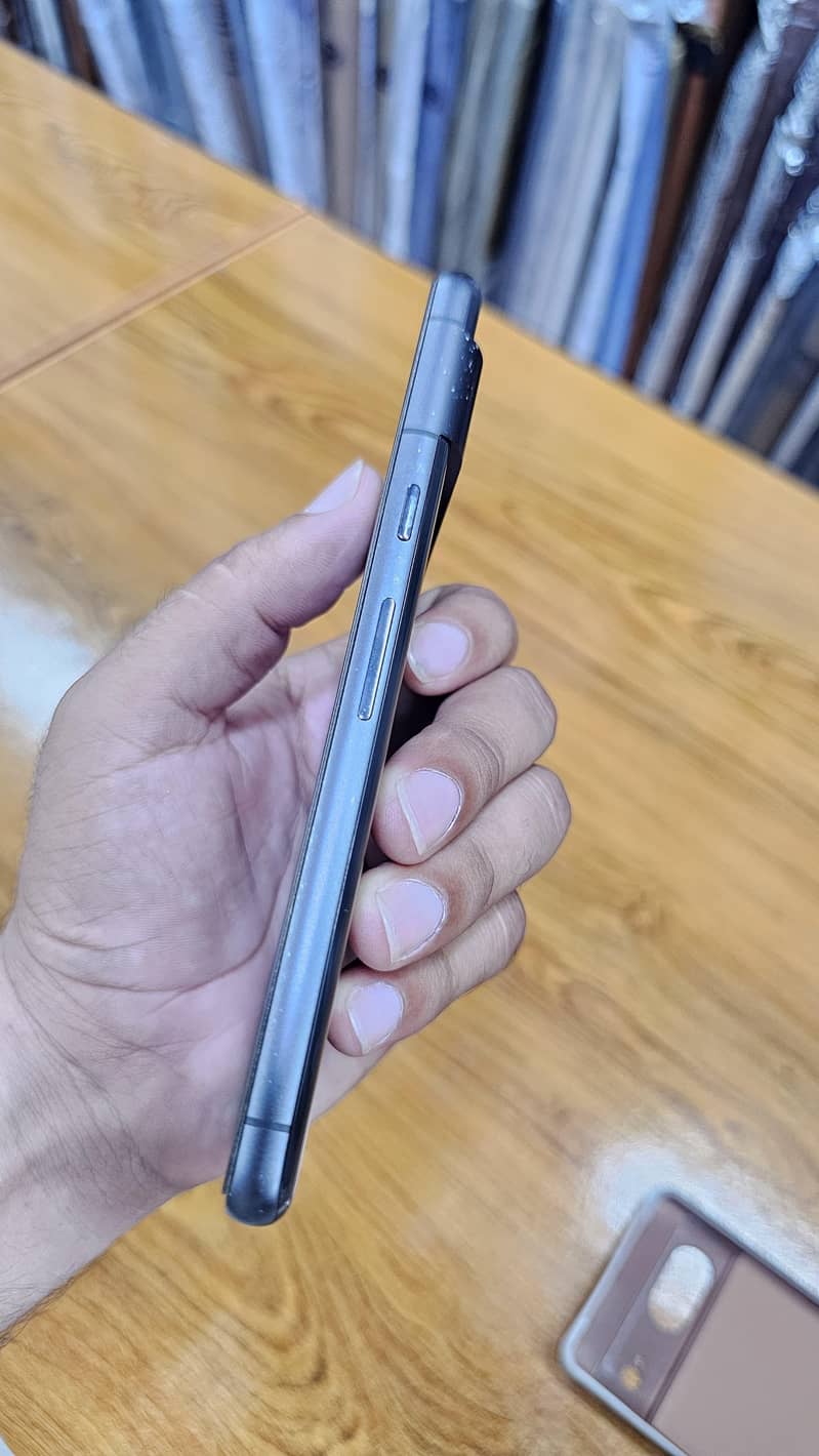 Google Pixel 7 2