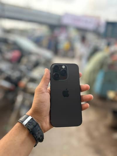 Apple iPhone 14 Pro (256Gb)