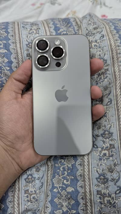 Apple iPhone 15 Pro
