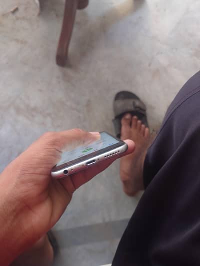 Apple iPhone 6S