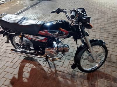 unique black 2026