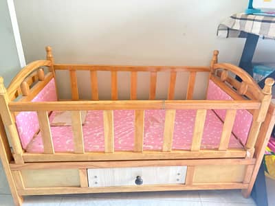 Solid wood baby bed