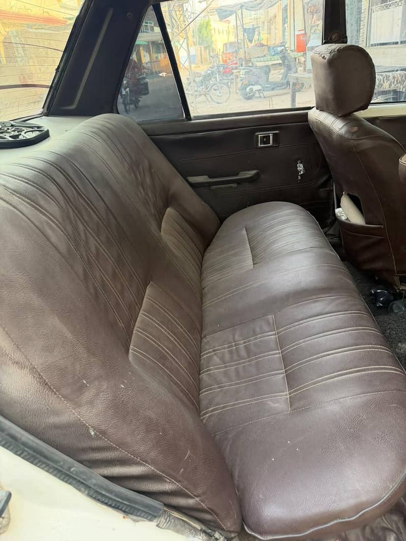 Corolla 86 6