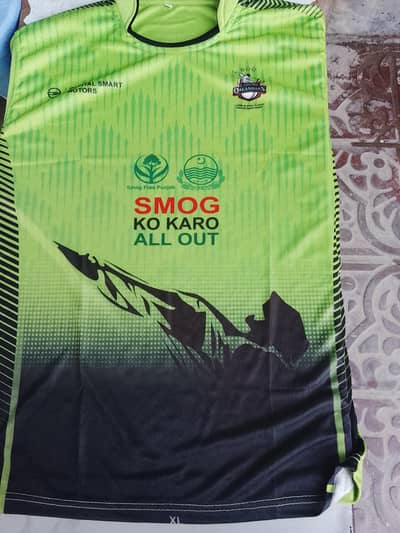 Lahore qalandar t-shirt  sport with cricket