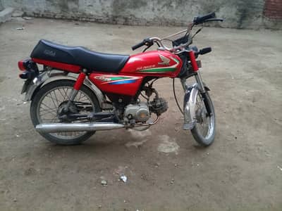 2016 model Bike for sale condition 10 by 8