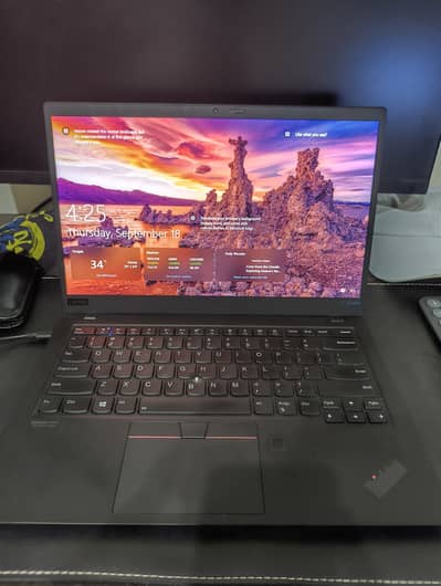Lenovo X1 Carbon 2019 i7 8th Gen 16GB RAM | Top Variant
