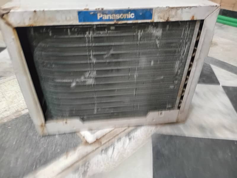 ship window ac 1