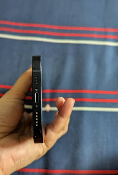 Apple iPhone 12 FU