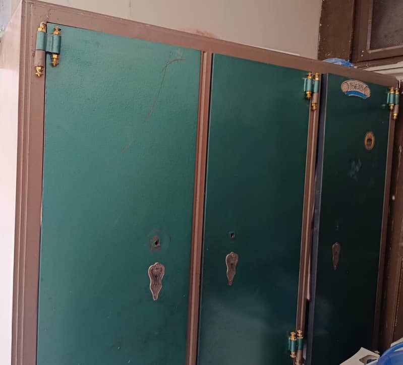 Cupboard 0