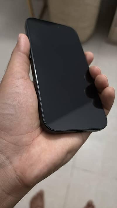 Apple iPhone 15