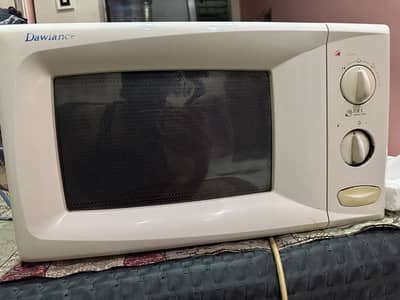 Dawlance Microwave Oven