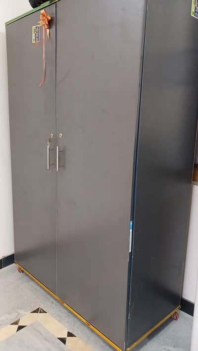 Used like new wardrobe (almari) for sale only 2 months used in good