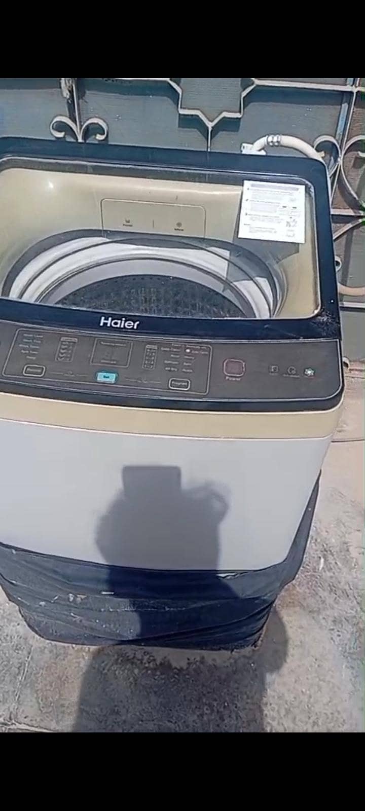 HAIER AUTOMATIC WASHING MACHINE 0