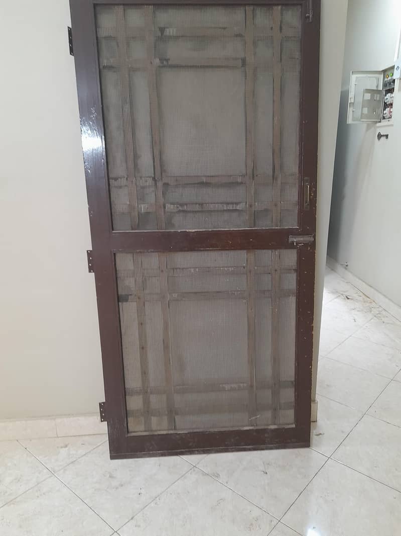 single door 0