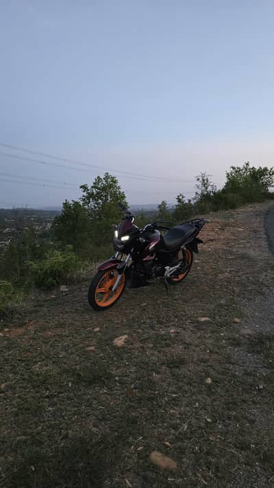 Honda CB150F 2024 model Blue colour with black and forged red wrap