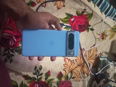 Google Pixel 8 Pro