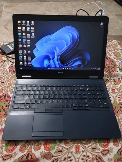 Dell Laptop Core i5 6th Gen