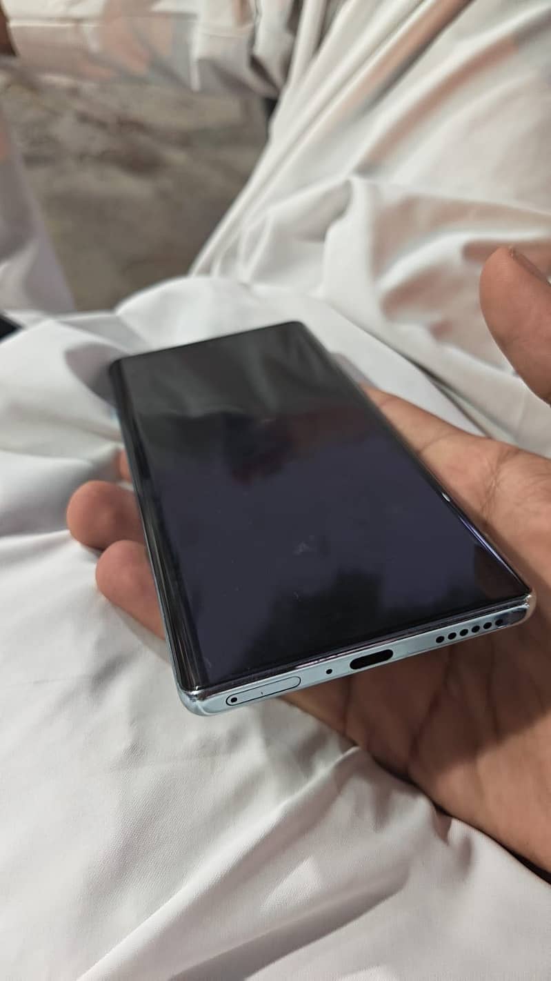 Infinix Zero 40 2