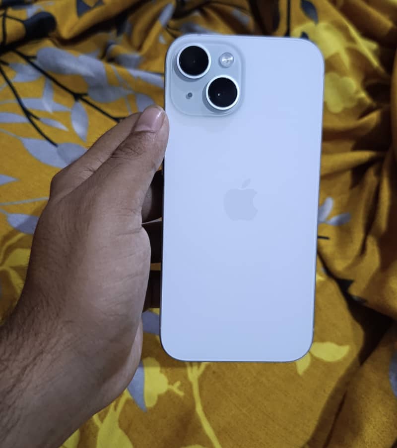 Apple iPhone 15 1