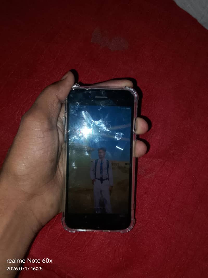Apple iPhone 7 1