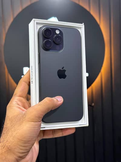 iPhone 16 pro max Black Titanium 256GB Non-PTA Factory unlocked