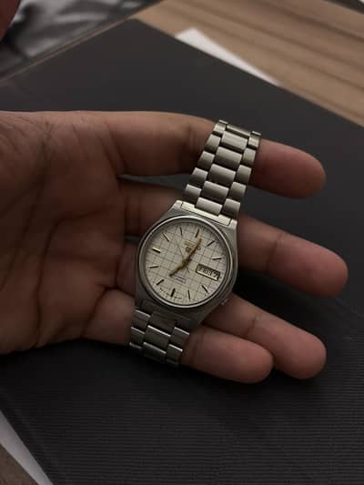 SEIKO 5 Automatic