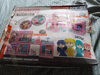 Doll house for sale